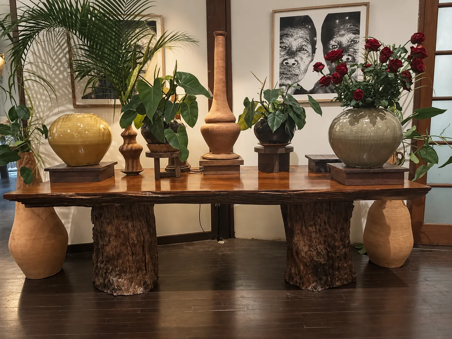 Double-click to enlarge Live-edge rosewood table